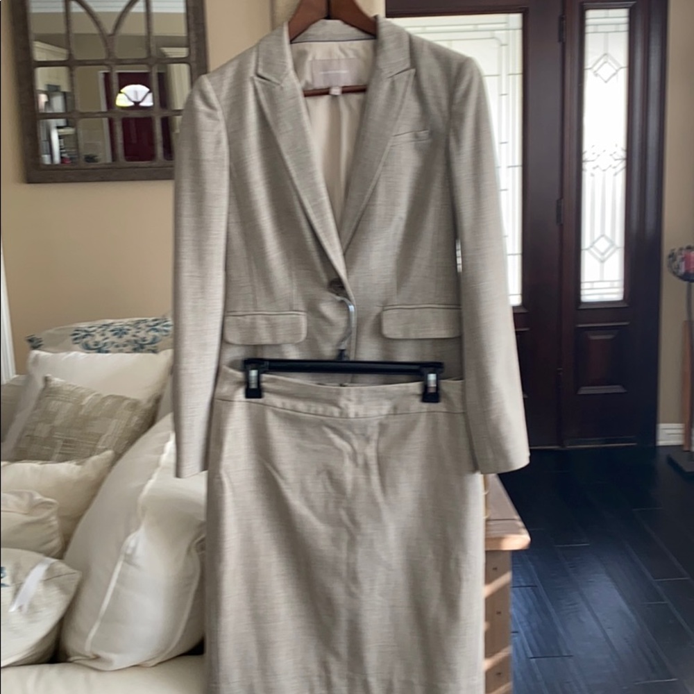 Banana republic suit